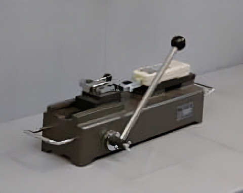 引張検査機 GP-5